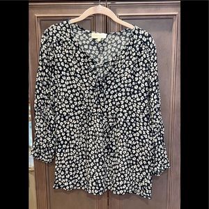 Cynthia Rowley 3/4 Sleeve Navy Blue Floral Blouse top Small